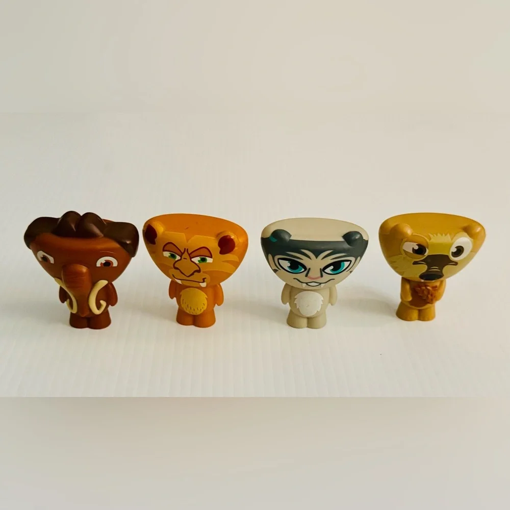 Ice Age Continental Drift McDonalds Mini Action Figure Toy Lot Scrat Shira Manny